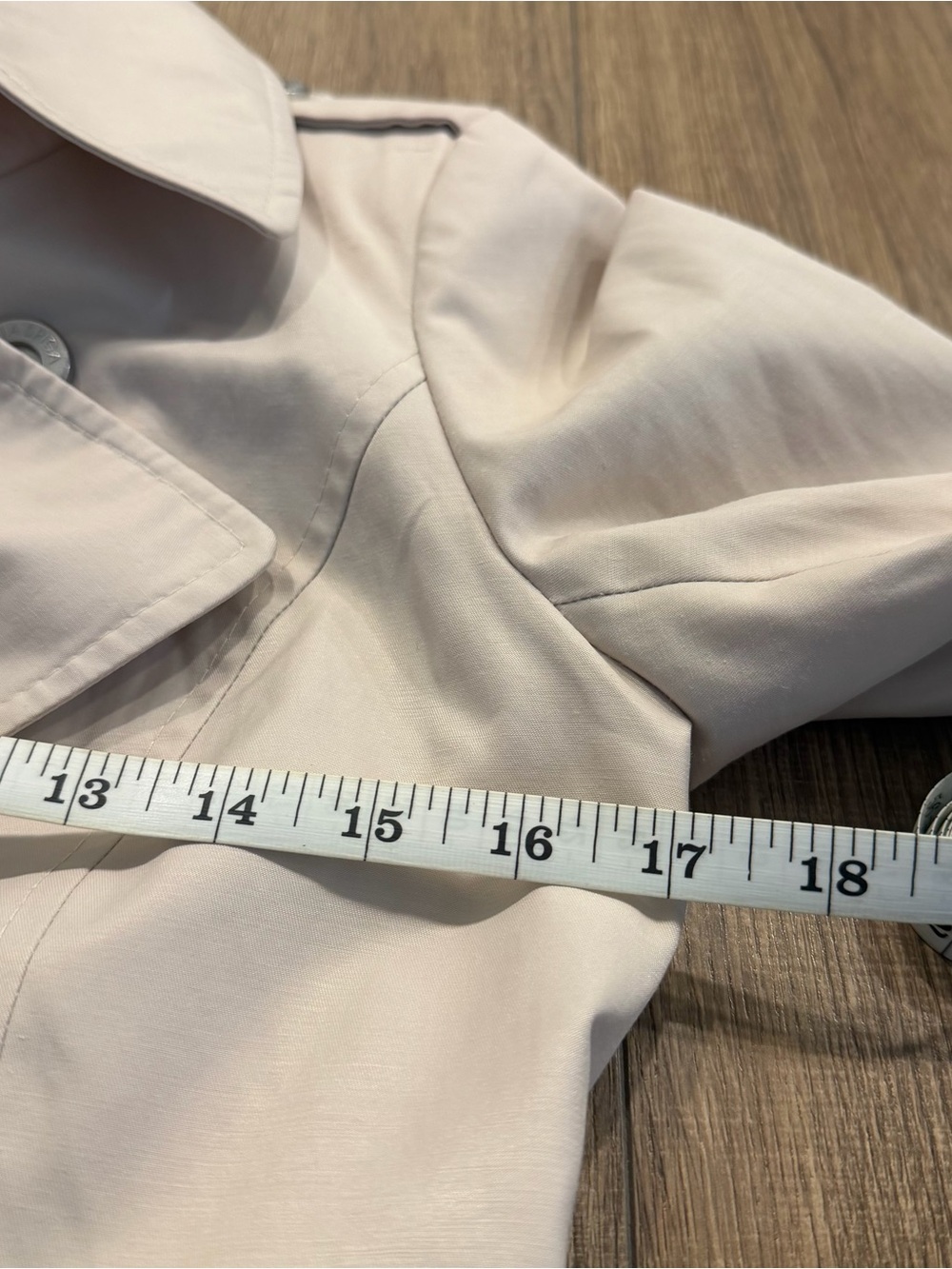 Via Spiga Light Cream Double-Breasted Trench Jacket, XS - Picture 6 of 10